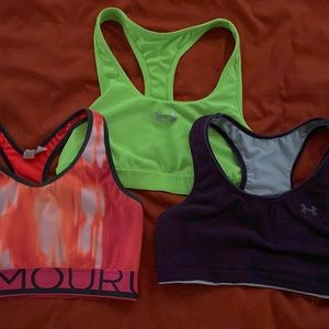 Under armor women’s sports bra bundle